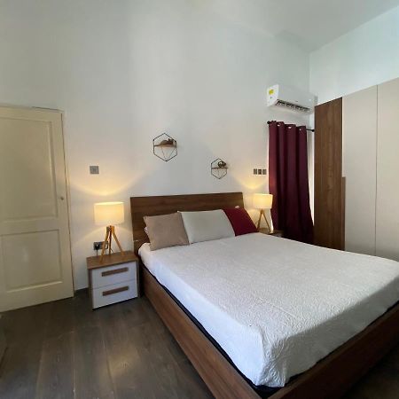 Blue Waters Town House Appartement Tarxien Buitenkant foto